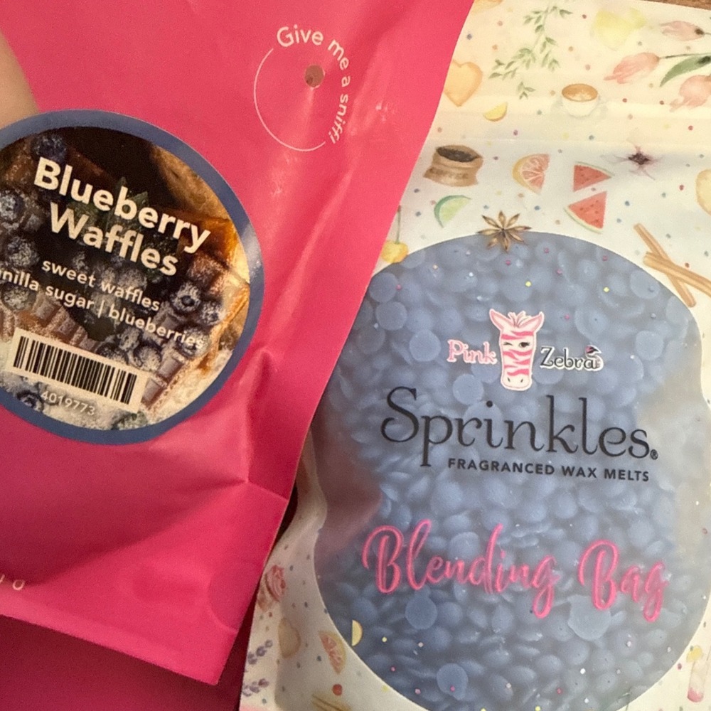 Pink Zebra Sprinkles Fragranced Wax Melts Blending Bag Blueberry Waffles‎
